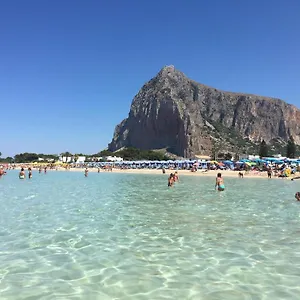  Alloggio in famiglia Baglio Cracchiolo Da Tuzzo - Il Rifugio